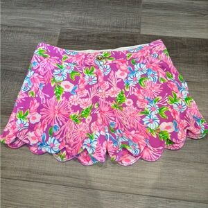 Lilly Pulitzer woman’s shorts literally never worn!